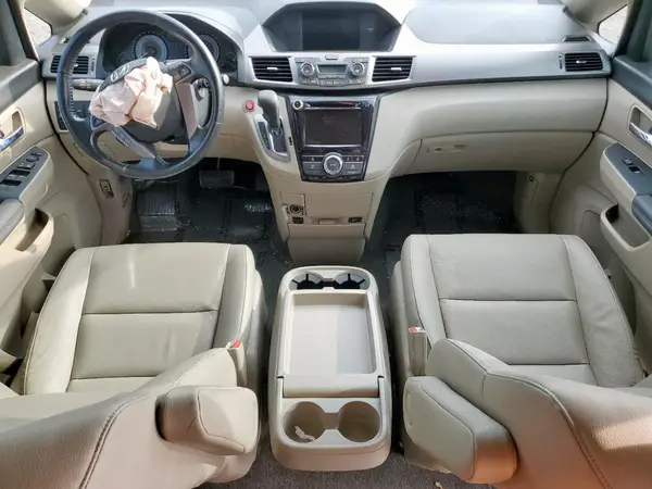 5FNRL5H60HB015051 2017 HONDA ODYSSEY - Image 8
