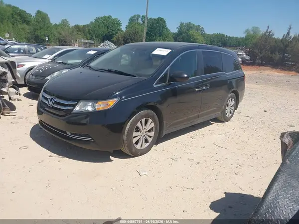 5FNRL5H60HB015793 2017 HONDA ODYSSEY - Image 2