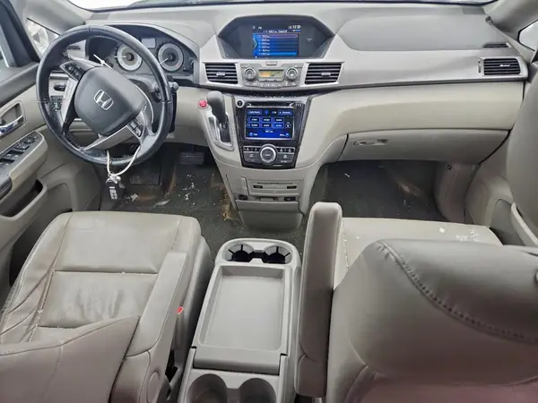 5FNRL5H60HB017589 2017 HONDA ODYSSEY - Image 8