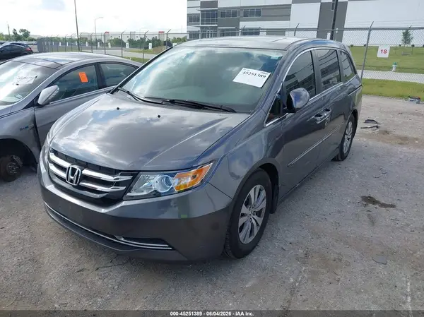 5FNRL5H60HB018435 2017 HONDA ODYSSEY - Image 2