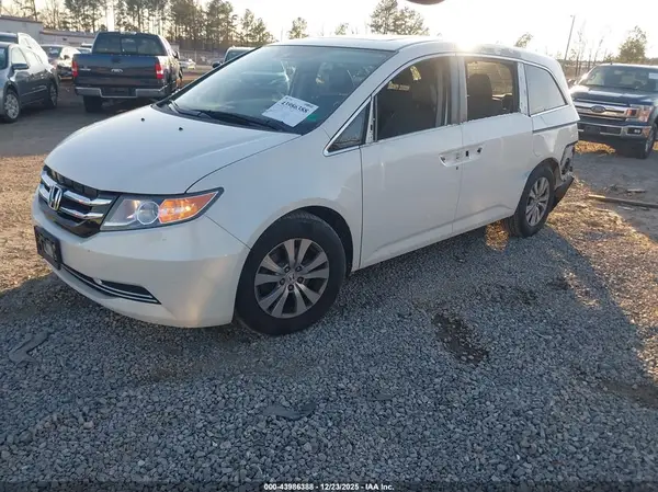 5FNRL5H60HB022968 2017 HONDA ODYSSEY - Image 2