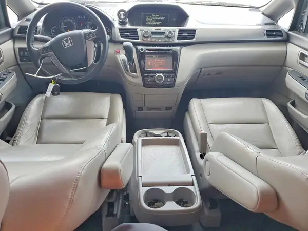 5FNRL5H61GB008205 2016 HONDA ODYSSEY - Image 8