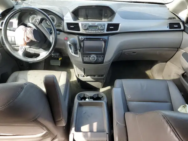 5FNRL5H61GB041575 2016 HONDA ODYSSEY - Image 8
