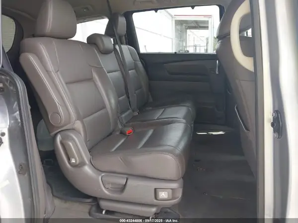 5FNRL5H61GB059154 2016 HONDA ODYSSEY - Image 8
