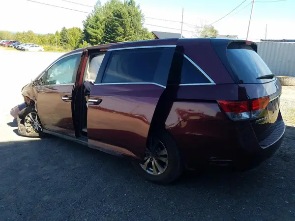 5FNRL5H61GB061888 2016 HONDA ODYSSEY - Image 2