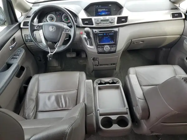 5FNRL5H61GB065827 2016 HONDA ODYSSEY - Image 8