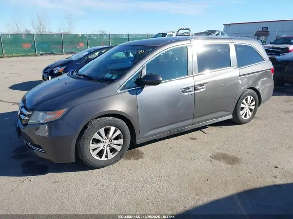 5FNRL5H61GB073989 2016 HONDA ODYSSEY - Image 2