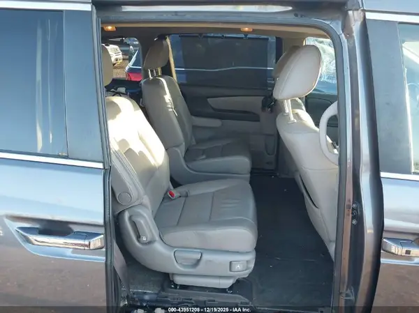 5FNRL5H61GB083728 2016 HONDA ODYSSEY - Image 8