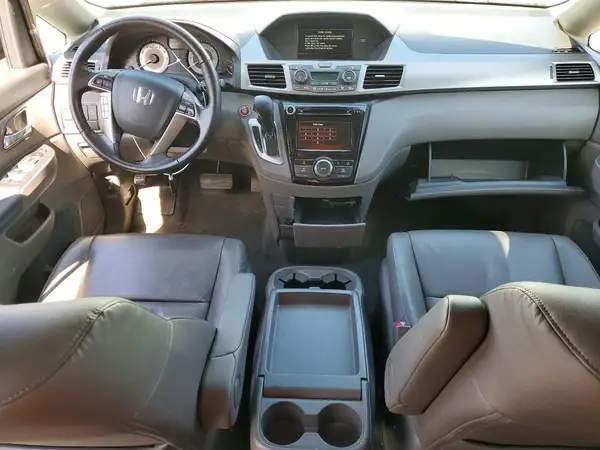 5FNRL5H61GB095877 2016 HONDA ODYSSEY - Image 8
