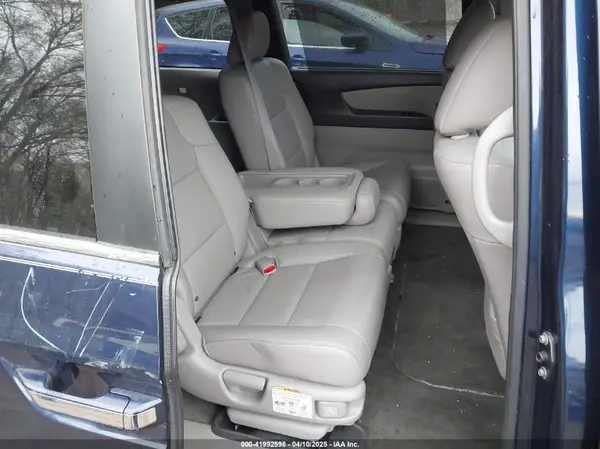 5FNRL5H61GB138744 2016 HONDA ODYSSEY - Image 8