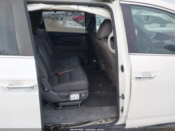 5FNRL5H61GB142132 2016 HONDA ODYSSEY - Image 8