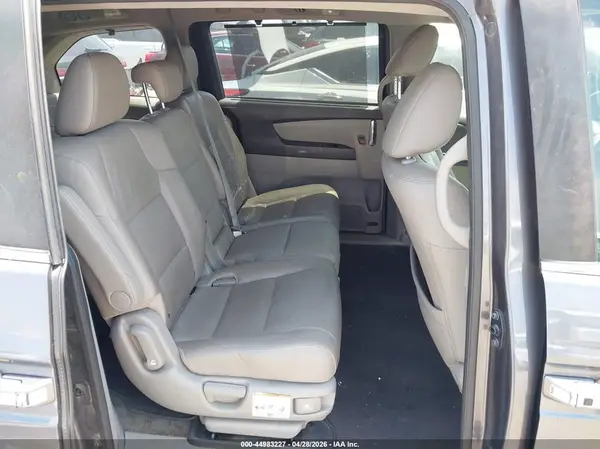 5FNRL5H61GB151901 2016 HONDA ODYSSEY - Image 8