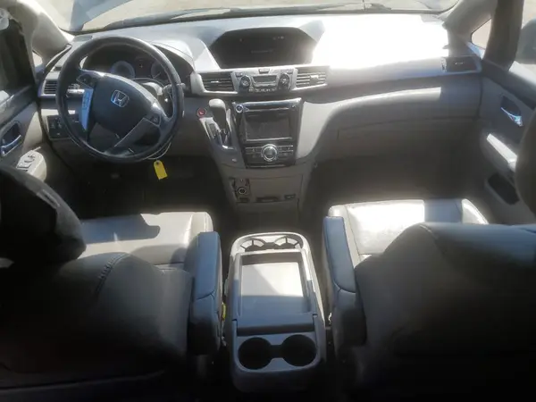 5FNRL5H61GB158413 2016 HONDA ODYSSEY - Image 8