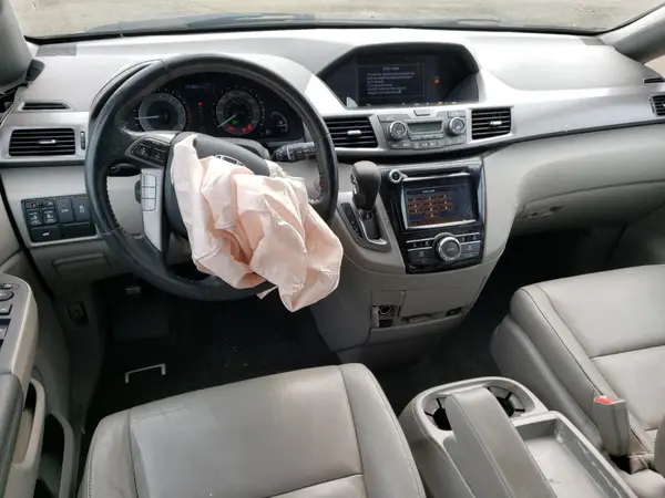 5FNRL5H61HB000879 2017 HONDA ODYSSEY - Image 8