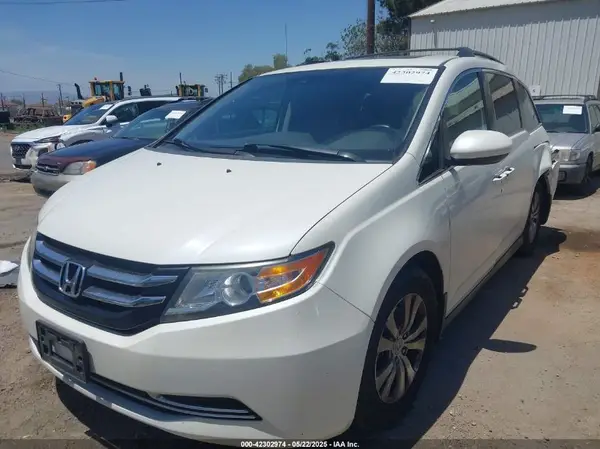 5FNRL5H61HB002079 2017 HONDA ODYSSEY - Image 2