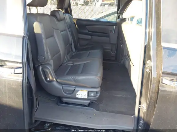 5FNRL5H61HB003491 2017 HONDA ODYSSEY - Image 8