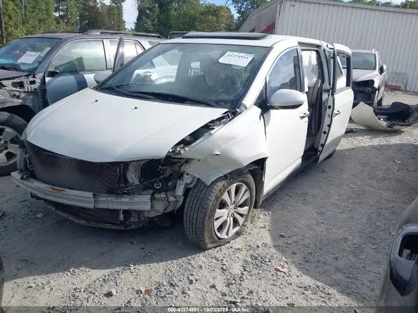 5FNRL5H61HB007783 2017 HONDA ODYSSEY - Image 2