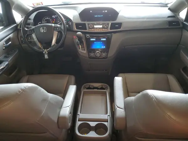 5FNRL5H61HB008898 2017 HONDA ODYSSEY - Image 8