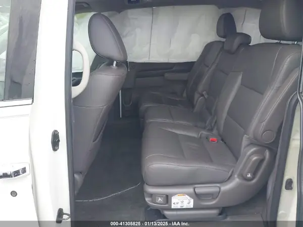 5FNRL5H61HB015446 2017 HONDA ODYSSEY - Image 8