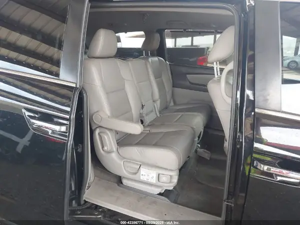 5FNRL5H61HB025183 2017 HONDA ODYSSEY - Image 8