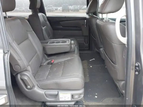5FNRL5H62GB033856 2016 HONDA ODYSSEY - Image 8