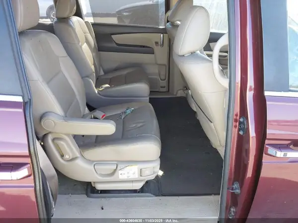 5FNRL5H62GB036501 2016 HONDA ODYSSEY - Image 8