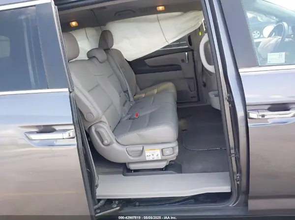 5FNRL5H62GB055551 2016 HONDA ODYSSEY - Image 8