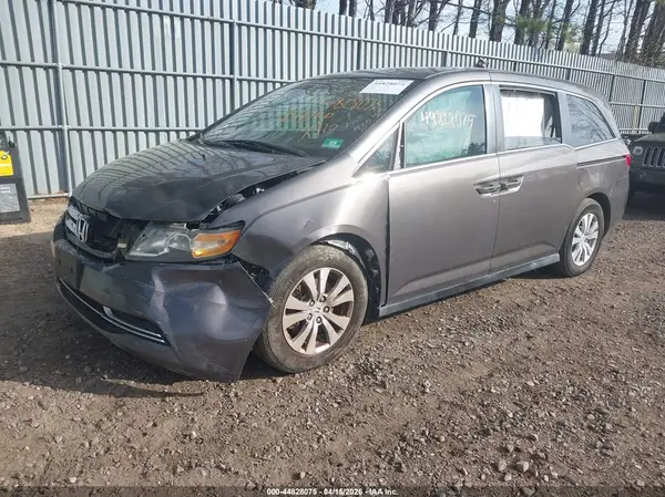 5FNRL5H62GB055761 2016 HONDA ODYSSEY - Image 2