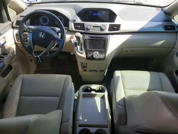 5FNRL5H62GB082667 2016 HONDA ODYSSEY - Image 8
