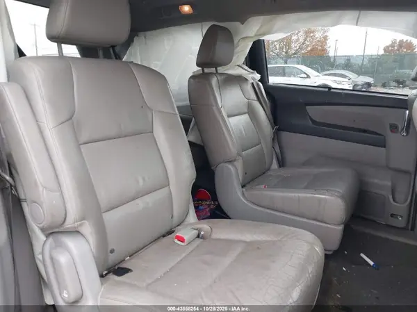 5FNRL5H62GB083673 2016 HONDA ODYSSEY - Image 8