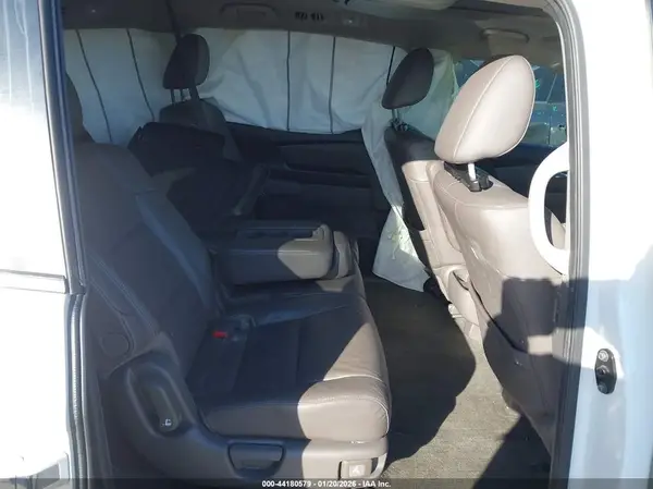 5FNRL5H62GB089389 2016 HONDA ODYSSEY - Image 8