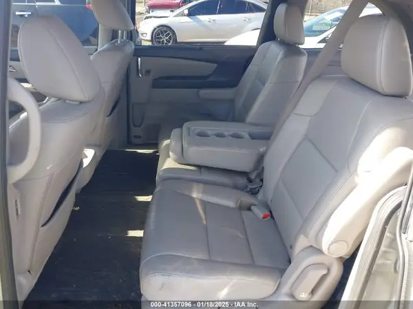 5FNRL5H62GB097234 2016 HONDA ODYSSEY - Image 8