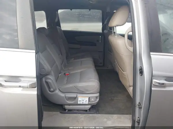 5FNRL5H62GB101606 2016 HONDA ODYSSEY - Image 8