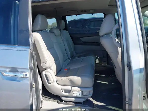 5FNRL5H62GB118308 2016 HONDA ODYSSEY - Image 8