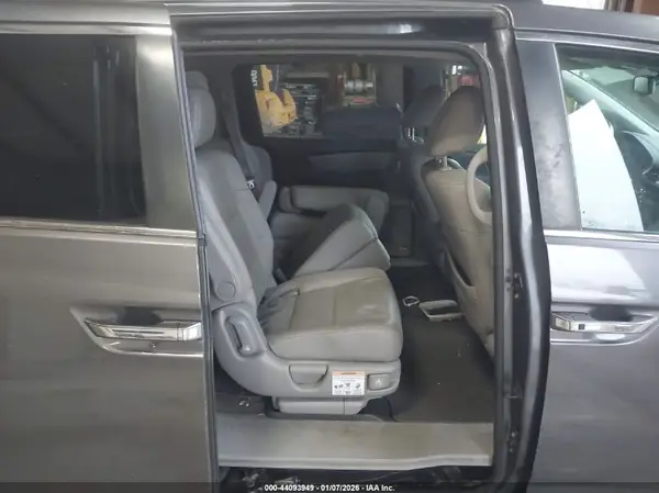 5FNRL5H62GB134850 2016 HONDA ODYSSEY - Image 8