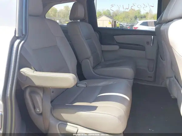 5FNRL5H62GB147162 2016 HONDA ODYSSEY - Image 8