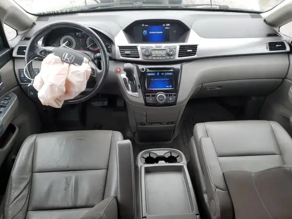 5FNRL5H62HB003001 2017 HONDA ODYSSEY - Image 8