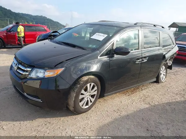5FNRL5H62HB004746 2017 HONDA ODYSSEY - Image 2