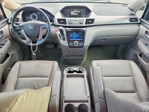5FNRL5H62HB007338 2017 HONDA ODYSSEY - Image 8