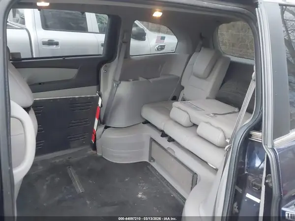 5FNRL5H62HB020798 2017 HONDA ODYSSEY - Image 8