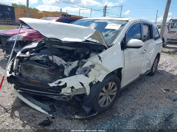 5FNRL5H62HB024706 2017 HONDA ODYSSEY - Image 2