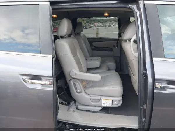 5FNRL5H63GB019741 2016 HONDA ODYSSEY - Image 8