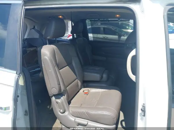 5FNRL5H63GB057602 2016 HONDA ODYSSEY - Image 8