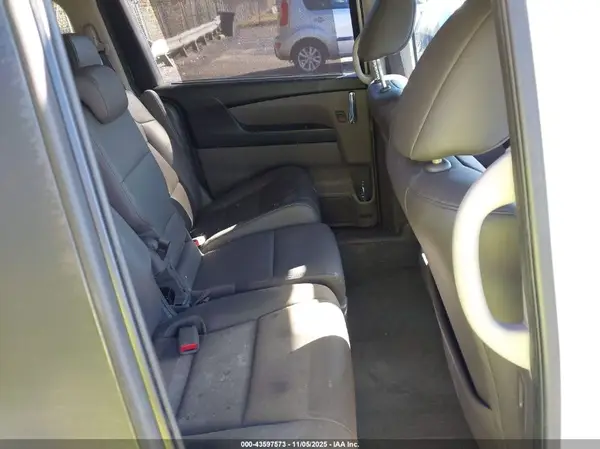 5FNRL5H63GB057681 2016 HONDA ODYSSEY - Image 8