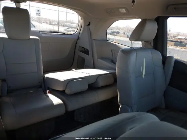 5FNRL5H63GB068499 2016 HONDA ODYSSEY - Image 8