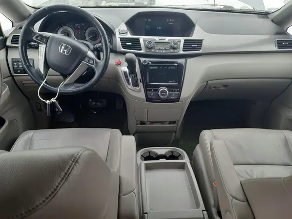 5FNRL5H63GB082385 2016 HONDA ODYSSEY - Image 8