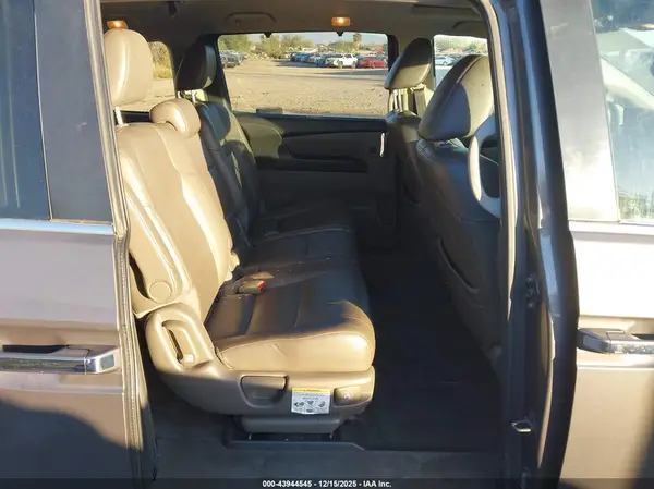 5FNRL5H63GB096884 2016 HONDA ODYSSEY - Image 8