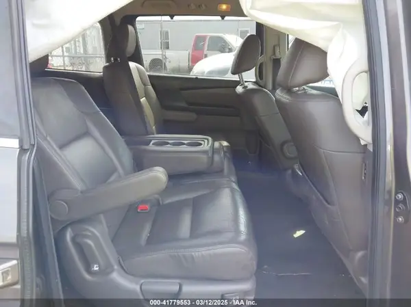 5FNRL5H63GB098523 2016 HONDA ODYSSEY - Image 8