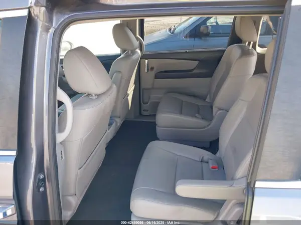 5FNRL5H63GB129821 2016 HONDA ODYSSEY - Image 8