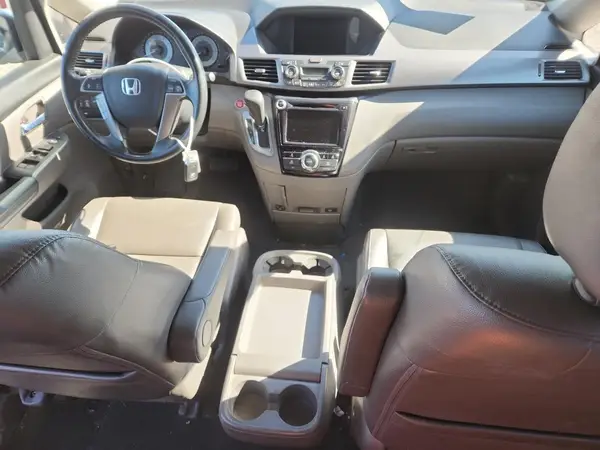 5FNRL5H63GB132816 2016 HONDA ODYSSEY - Image 8
